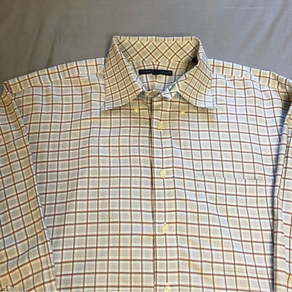 Tommy Hilfiger Plaid Button Down Shirt Size XL - Picture 3 of 6